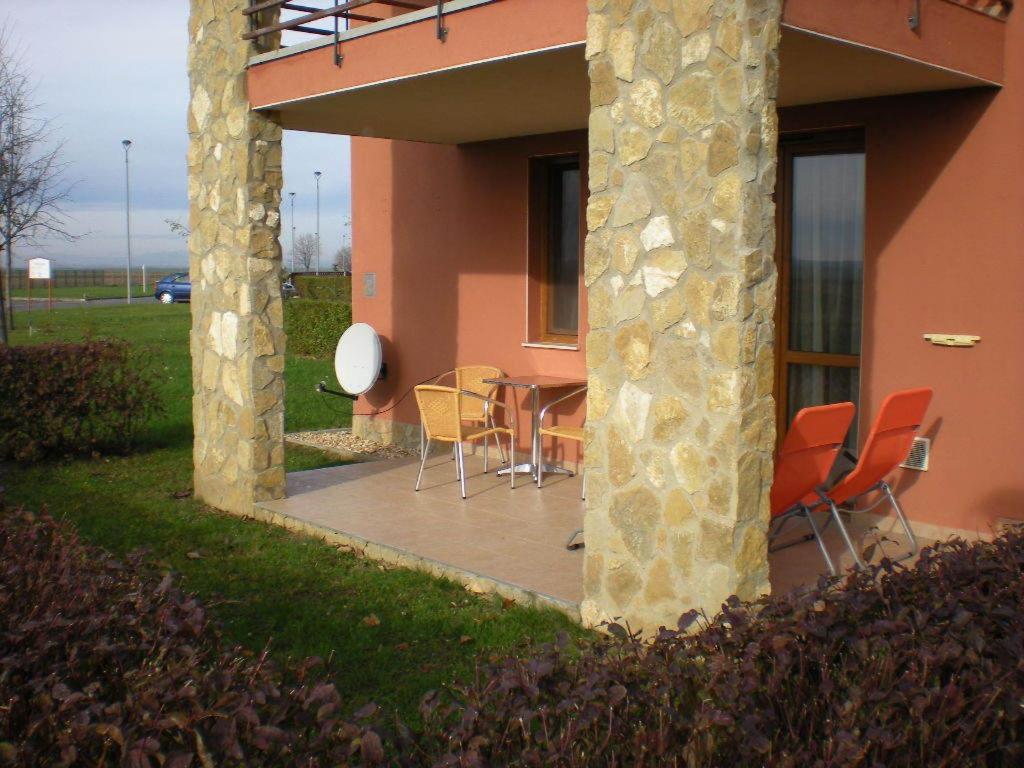 Apartman Golf Lux Bük Pokój zdjęcie