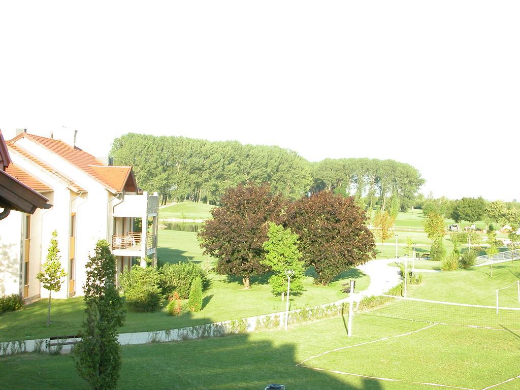Apartman Golf Lux Bük Zewnętrze zdjęcie