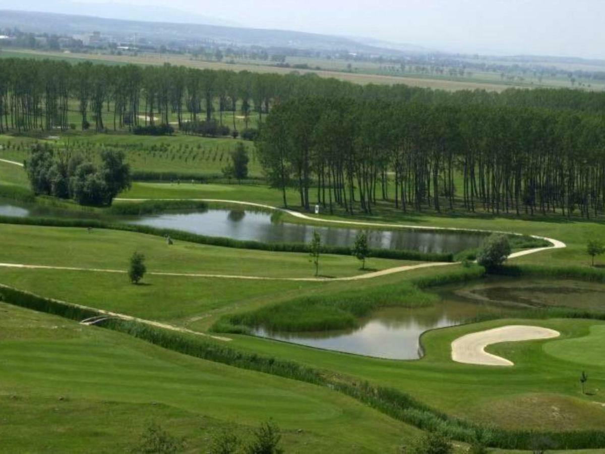 Apartman Golf Lux Bük Zewnętrze zdjęcie